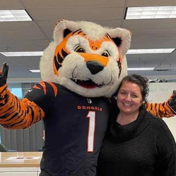 Meet your Posher, Gina - Picture 1 of 1